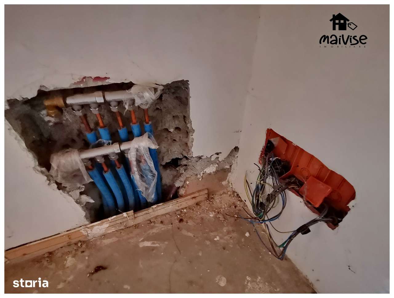 Casa 7 camere 200 mp utili, teren 1.910 mp- Baile Persani/Ohaba-8