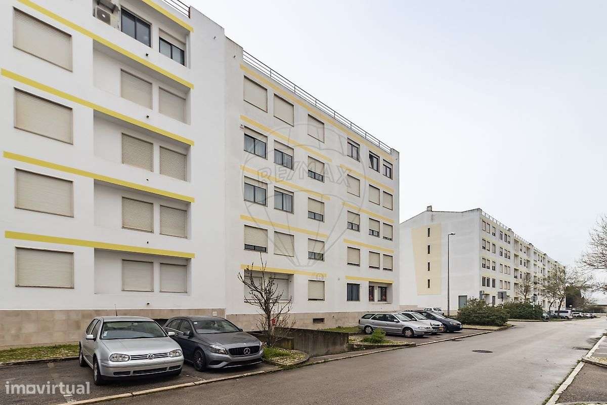 Apartamento T3 no Montijo, com parqueamento e arrecadação-47