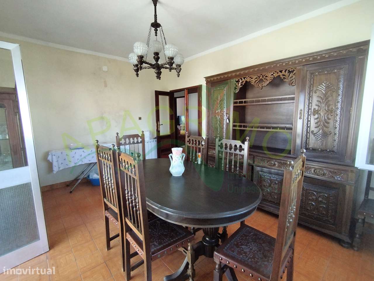 Moradia próxima do centro histórico de Penedono-12