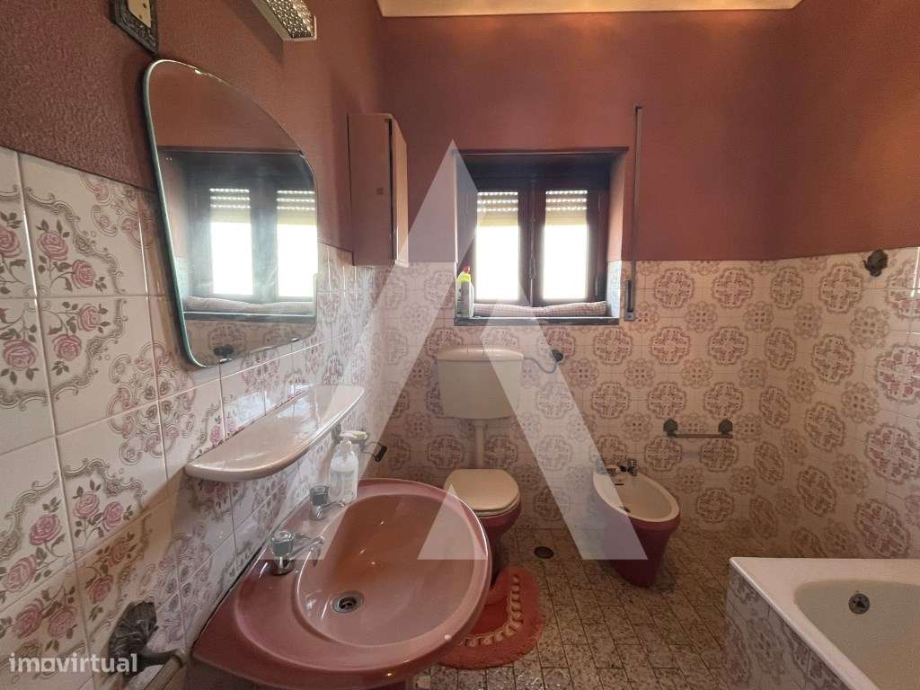 Moradia T4 + T1 com Terreno de 7.800 m² no Cadaval - Vista para a S...-6