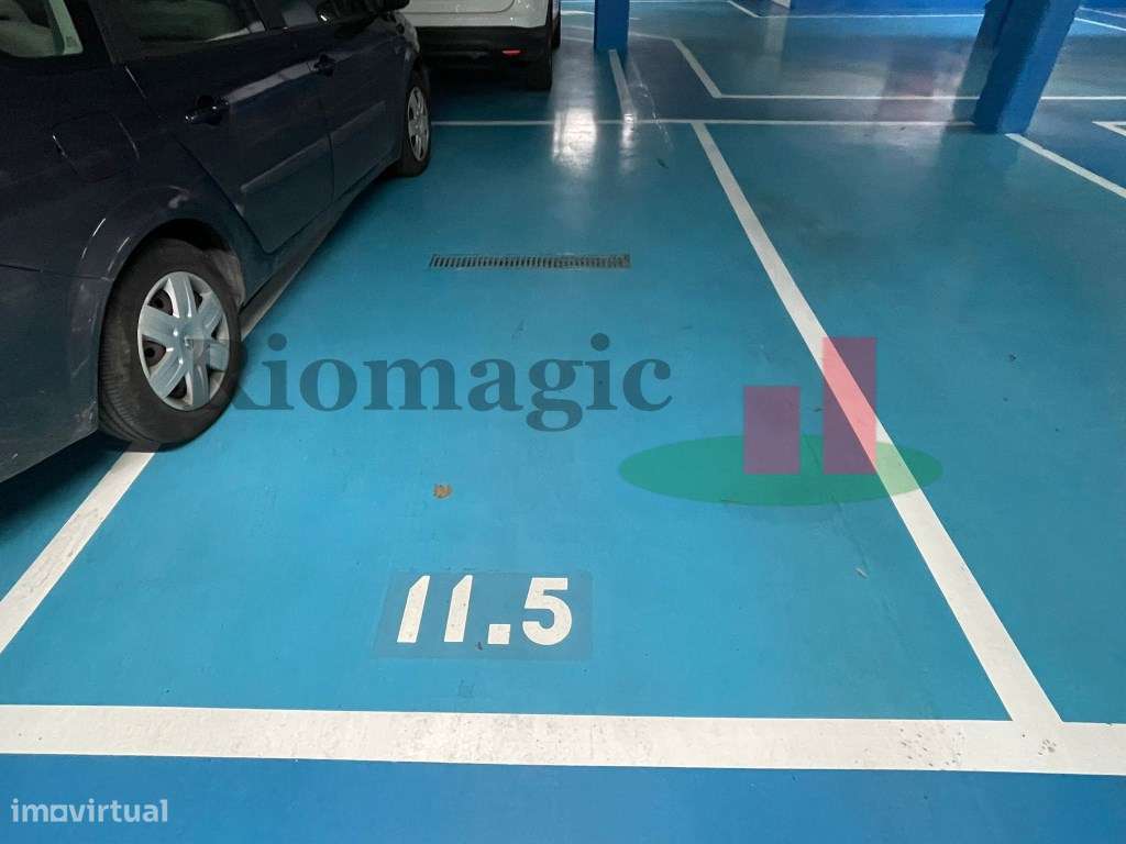 Lugar de Garagem - Santarém ***RIOMAGIC*** - Grande imagem: 2/3