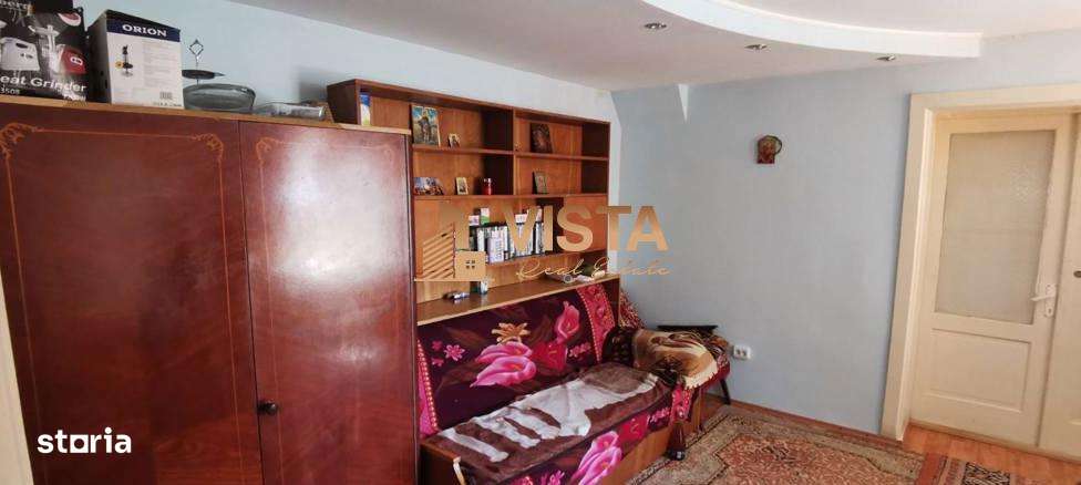 Casa, singur in curte in Bod, zona Centru - Imagine principală: 5/8
