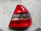 LAMPA PRAWA TYLNA MERCEDES W202 2028201264 - 1