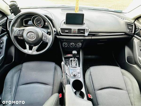 Mazda 3 - 6