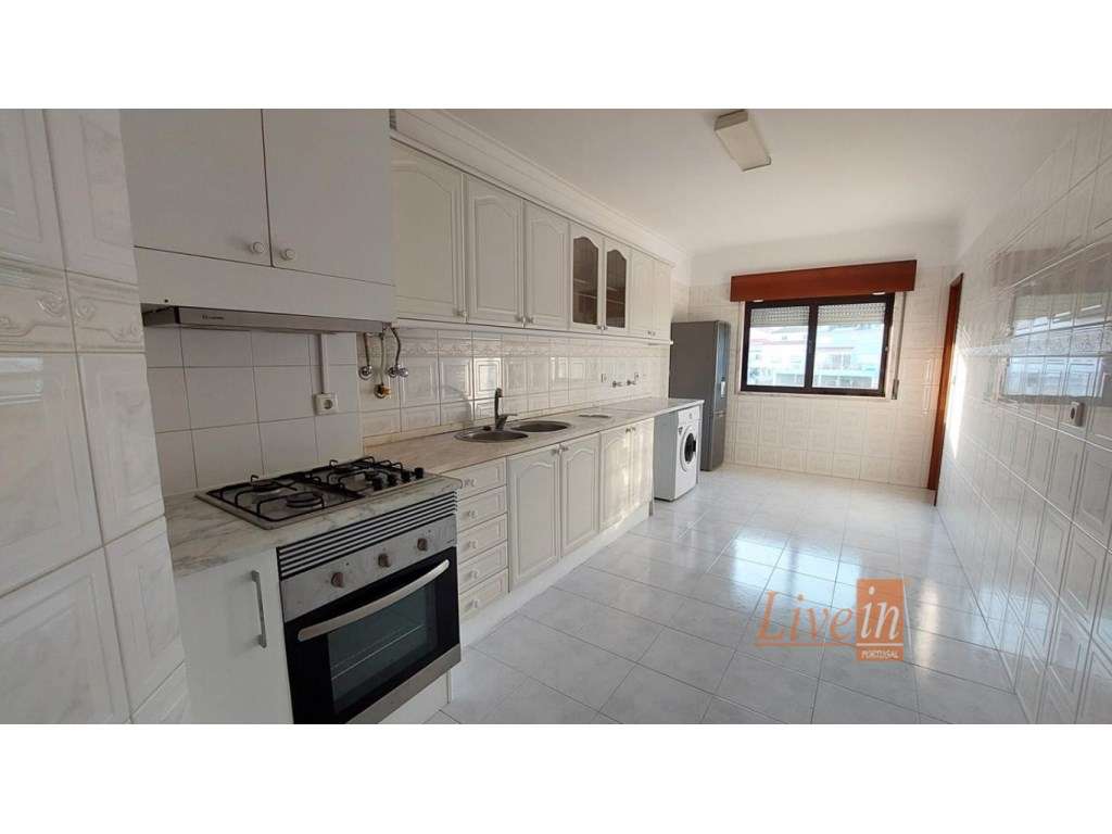 Apartamento T2 em Belas - Grande imagem: 4/12