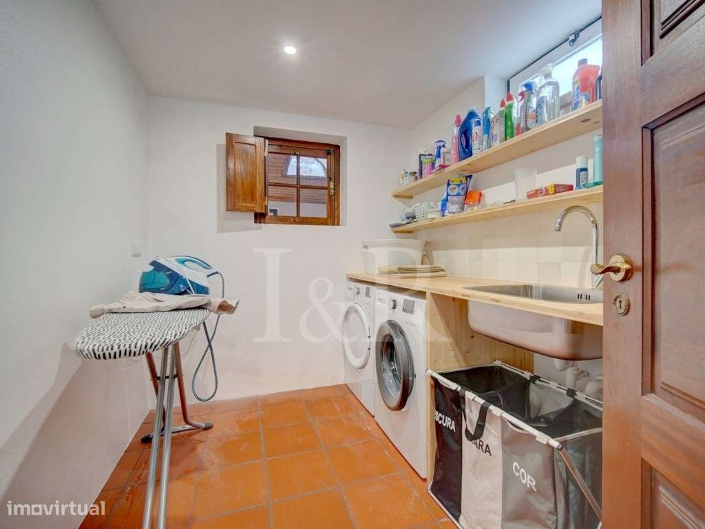 Moradia T2+3 com jardim e vista mar na Azóia, Sintra-14