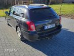 Toyota Avensis 2.0 VVT-i Prestige Gold - 3