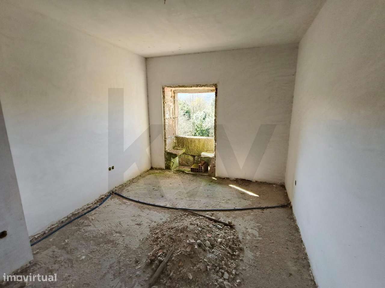 Quintinha com moradia para restauro - Grande imagem: 4/30