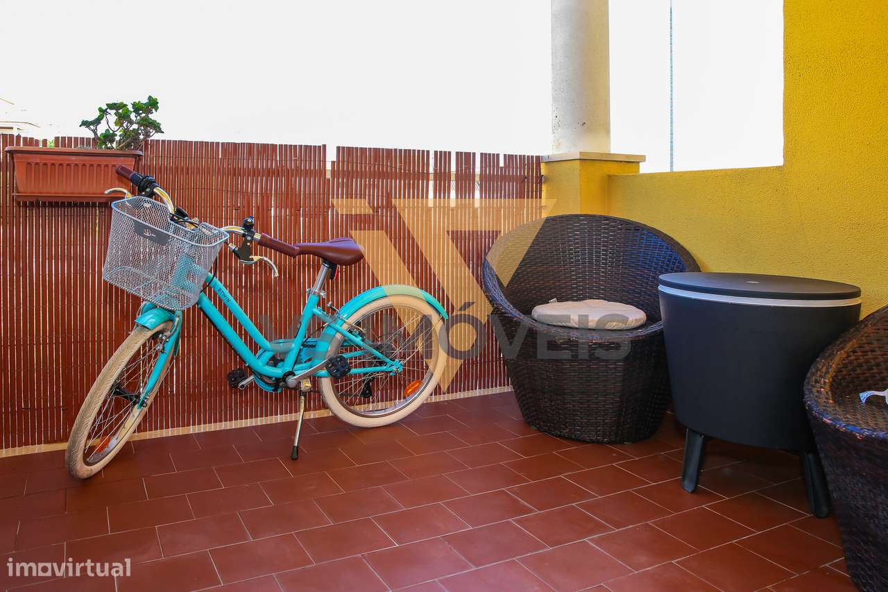 Apartamento T3 no condomínio Horta Dos Vimes em Alenquer-14