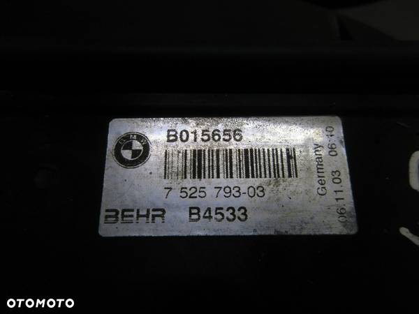 PAS PRZEDNI CHŁODNICE KOMPLET BMW E60 3.0 B - 7