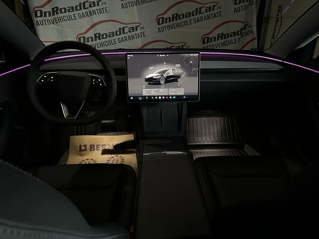Tesla Model 3 Langstreckenbatterie Allradantrieb Dual Motor - 9