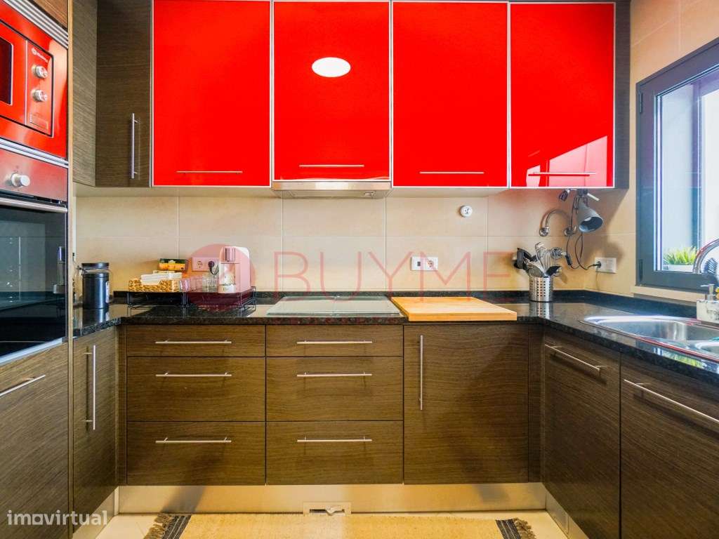 Moradia V3+2 Moderna com Piscina e Garagem em Vilamoura - Grande imagem: 4/26