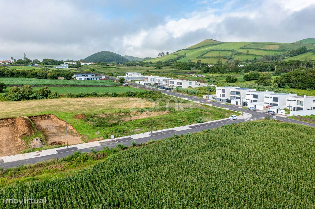Lote na Lagoa (Açores) com Projeto Aprovado-6