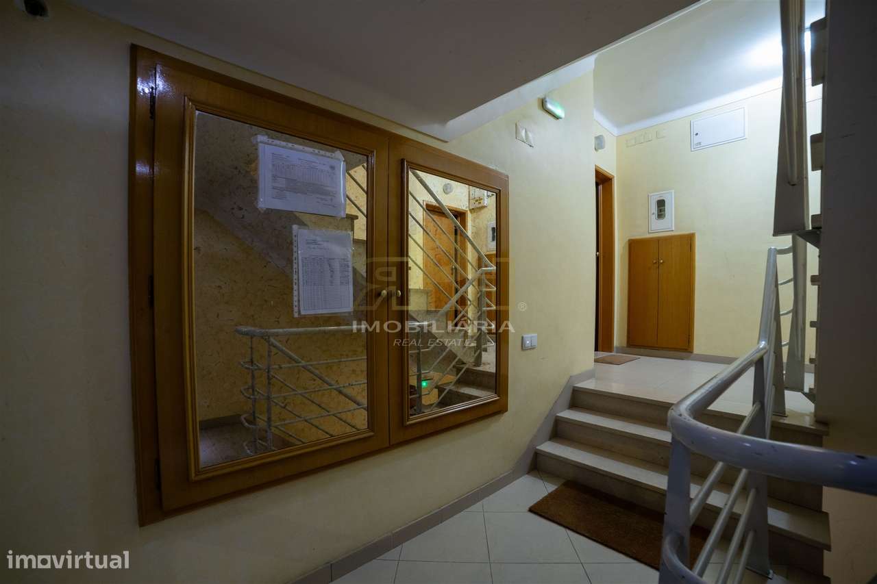 Apartamento T3 Venda em Santarém (Marvila), Santa Iria da Ribeira de S-23