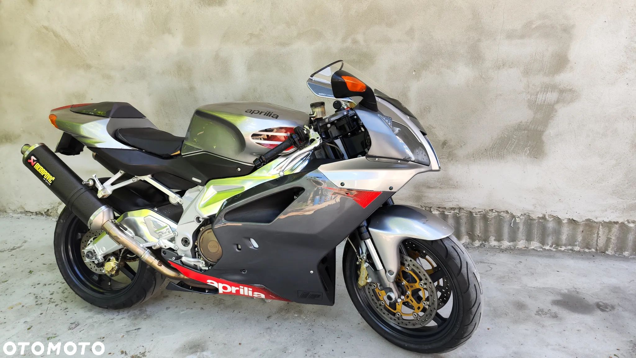 Aprilia RSV - 1