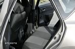 Toyota Auris 1.33 VVT-i Premium Comfort - 17