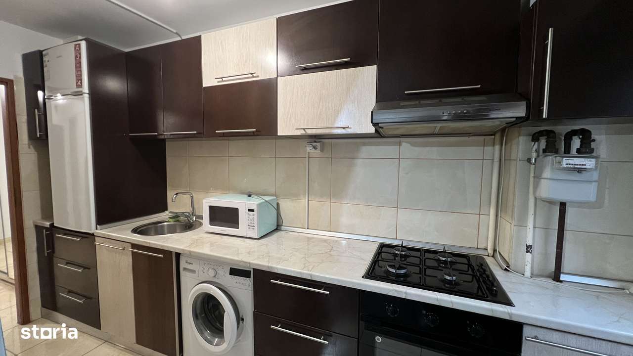 Garsoniera decomandata bloc 1986 Lujerului, Militari-4