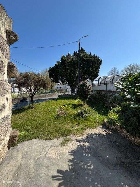 Moradia T2 em São Pedro Fins.-14