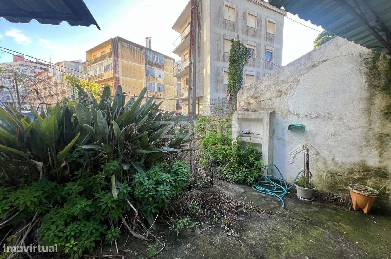 Terreno à venda - Agualva-Cacém - Grande imagem: 5/17