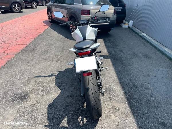 Honda CB 125 R - 8