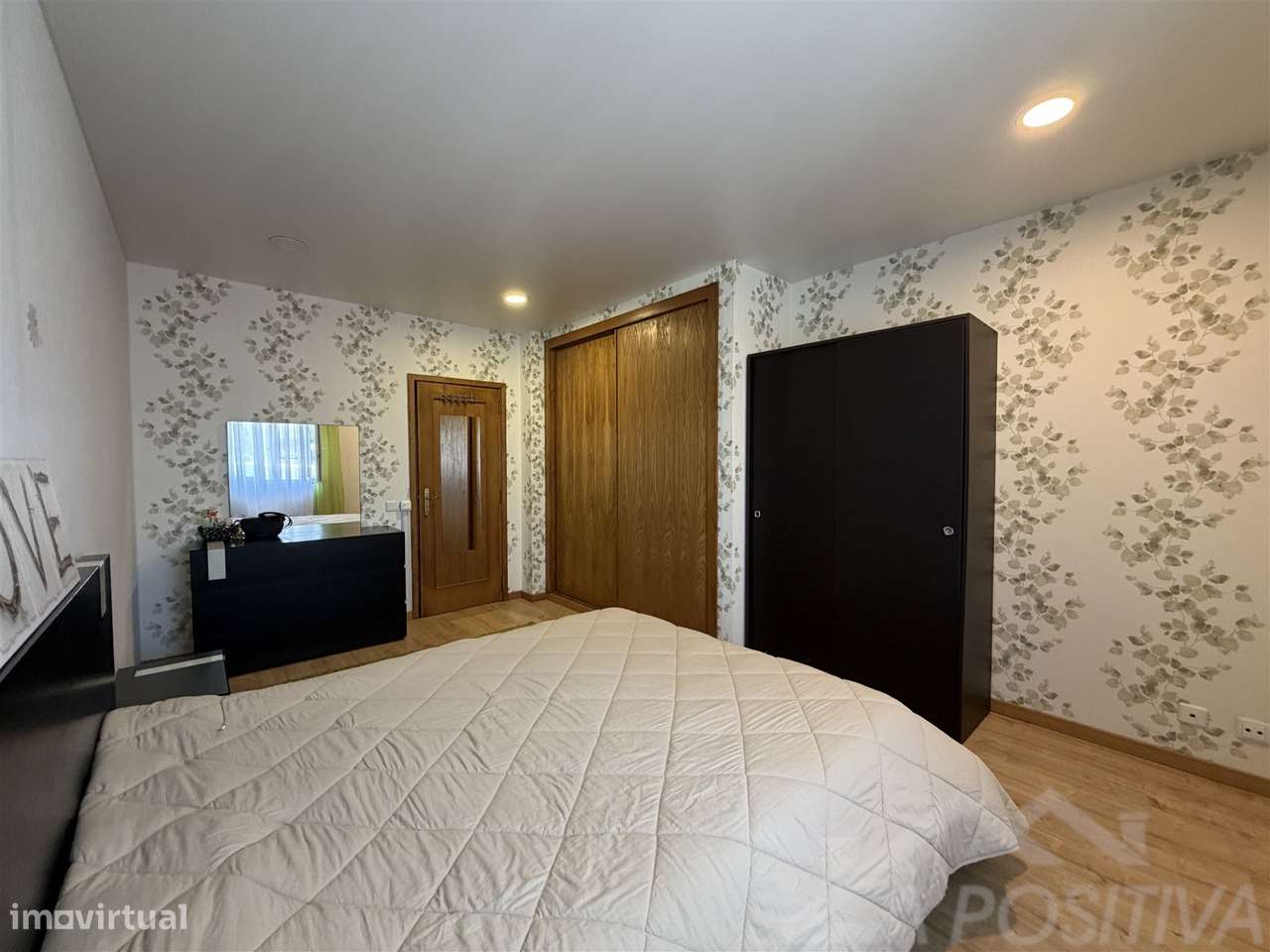 Apartamento T3 Venda em São João da Madeira,São João da Madeira-24