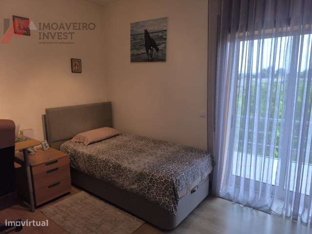 Apartamento T2 Duplex com Garagem Fechada | 269.000€-5