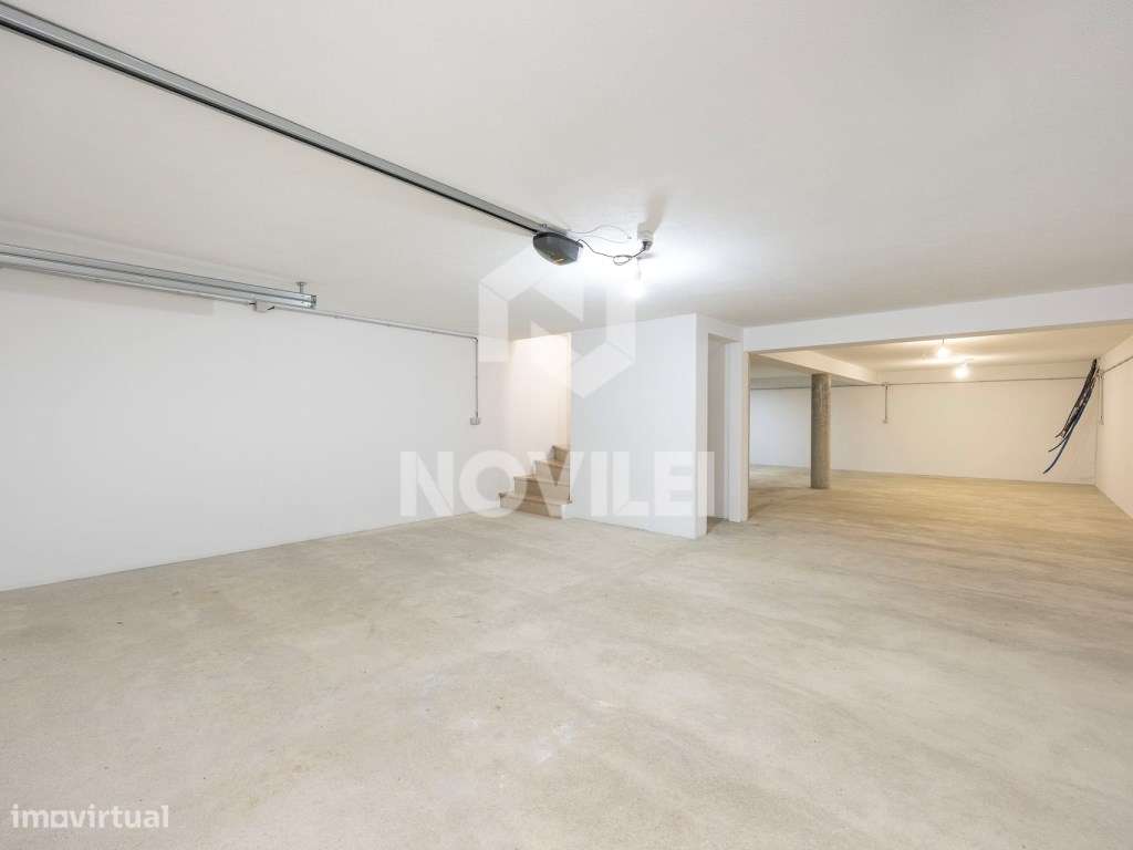 Moradia Isolada Térrea, renovada, 1500m2 de terreno murados-22
