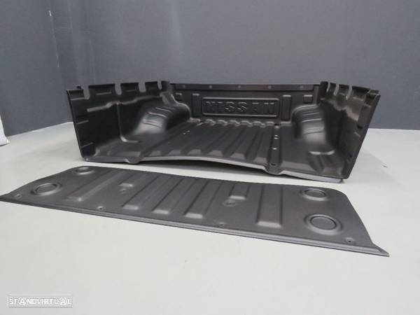 Fundo de caixa Nissan Navara D40 Cabine Dupla Sem Aba com Channel - 3