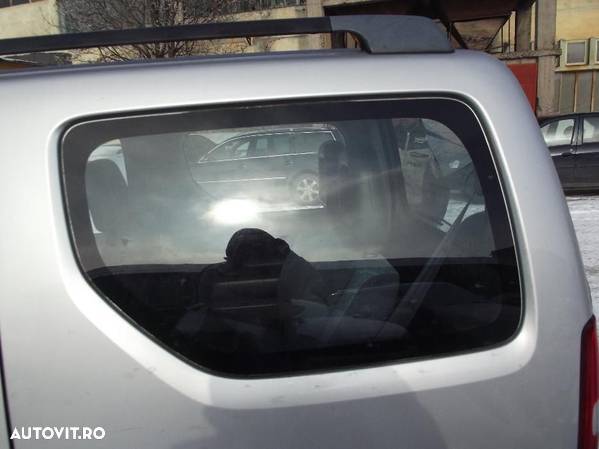 Geam Suzuki Jimny lateral usa parbriz luneta dezmembrez suzuki Jimny - 8