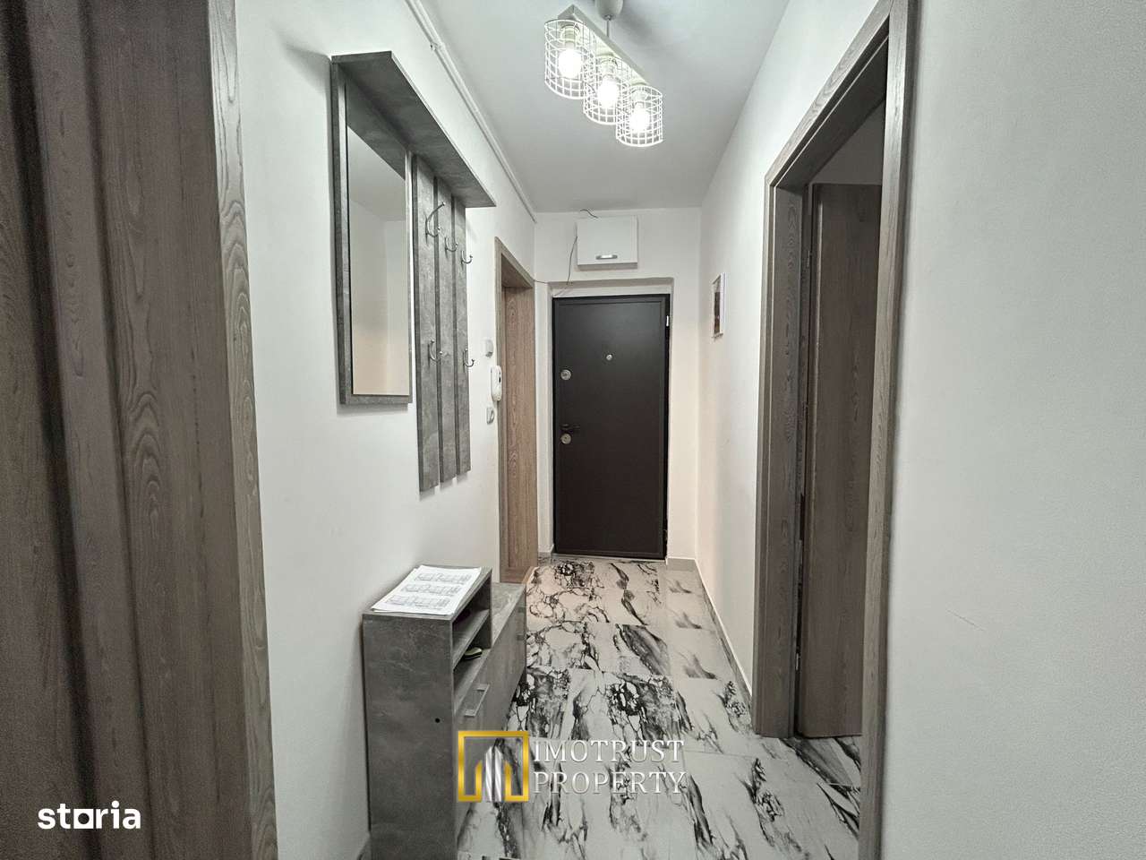 Apartament 3 camere de vânzare sau schimb – Arad ultracentral-5