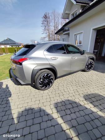 Lexus UX 200 GPF Business Edition 2WD - 25