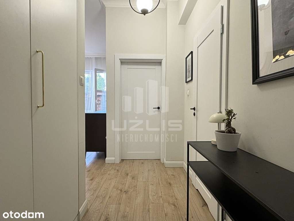 Okazałe mieszkanie w centrum z prywatnym ogrodem-14