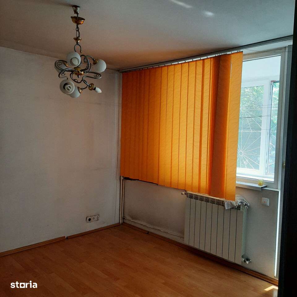 ap 4 camere str Cetatea de Balta S6-4