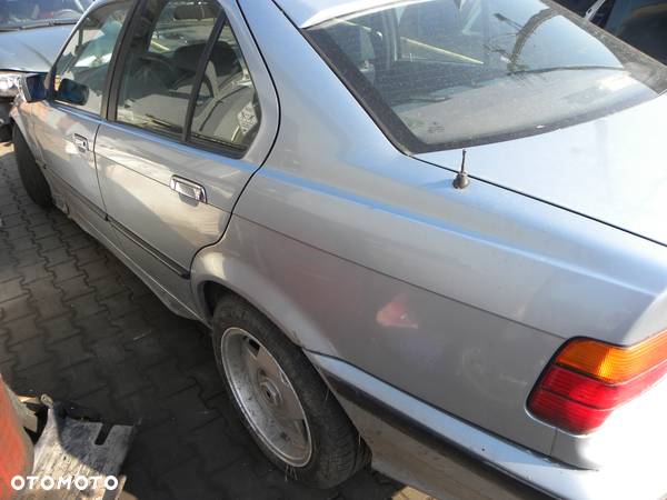 BMW Seria 3 318i 1.8 Benz. - 4