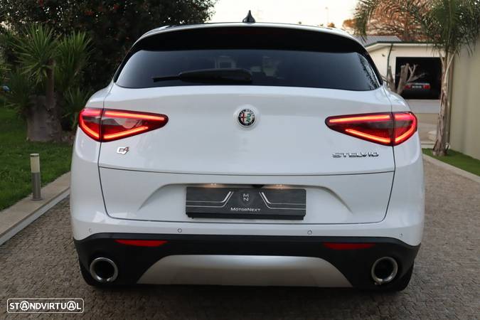 Alfa Romeo Stelvio 2.2 D Super AT8 Q4 - 12