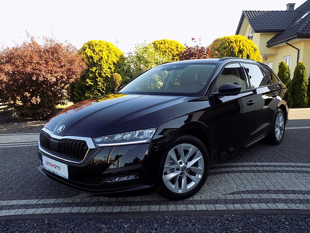Skoda Octavia IV 1.5 TSI e-Tec Ambition DSG 2022