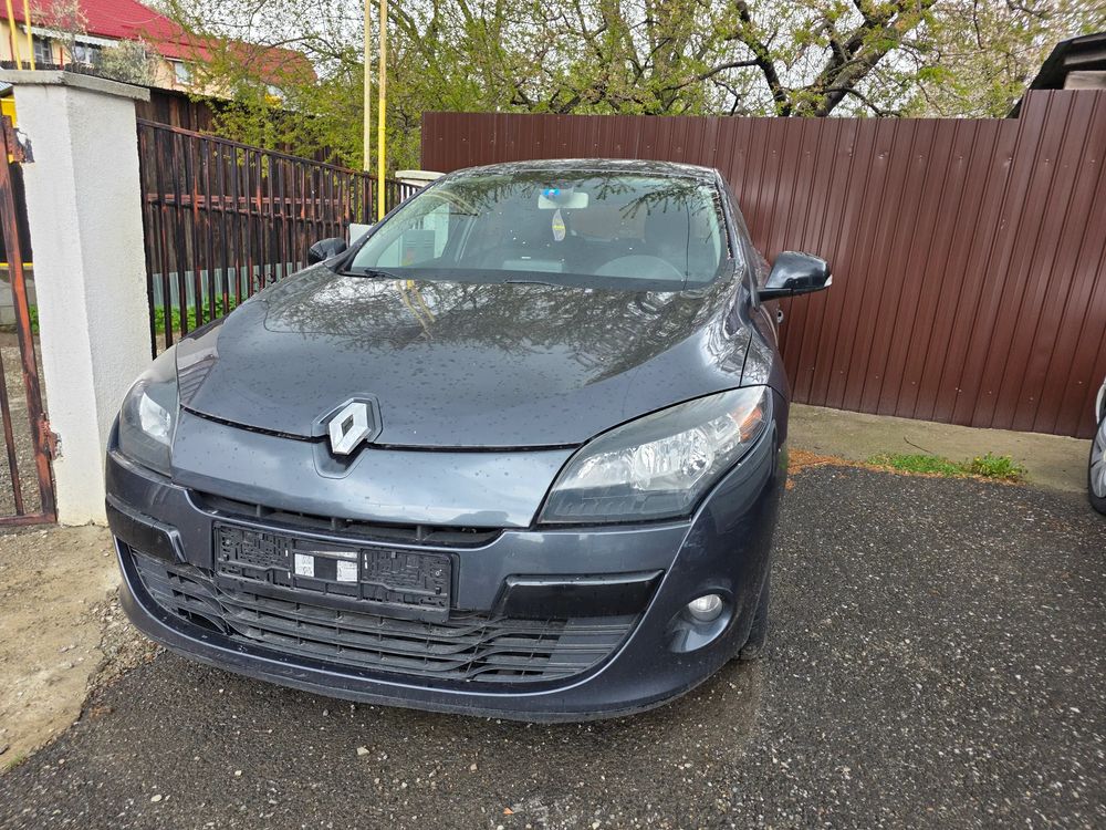 Renault Megane III [2008 - 2016] dCi 110 FAP Expression 2011