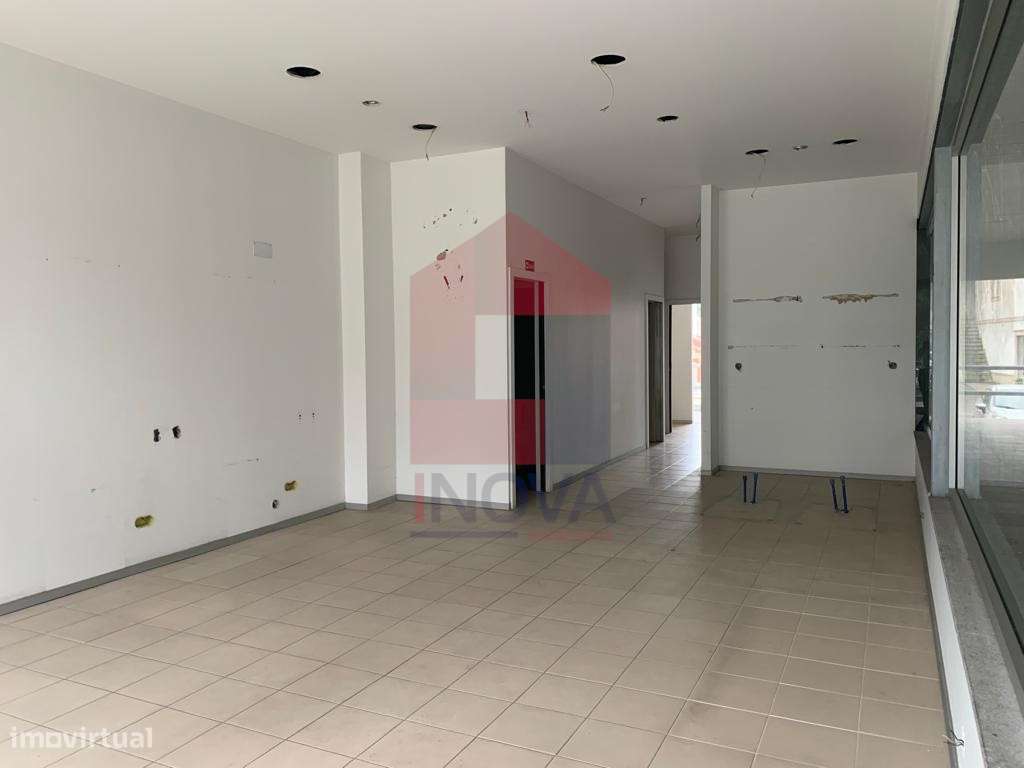 Loja em Vila Verde - Grande imagem: 3/11