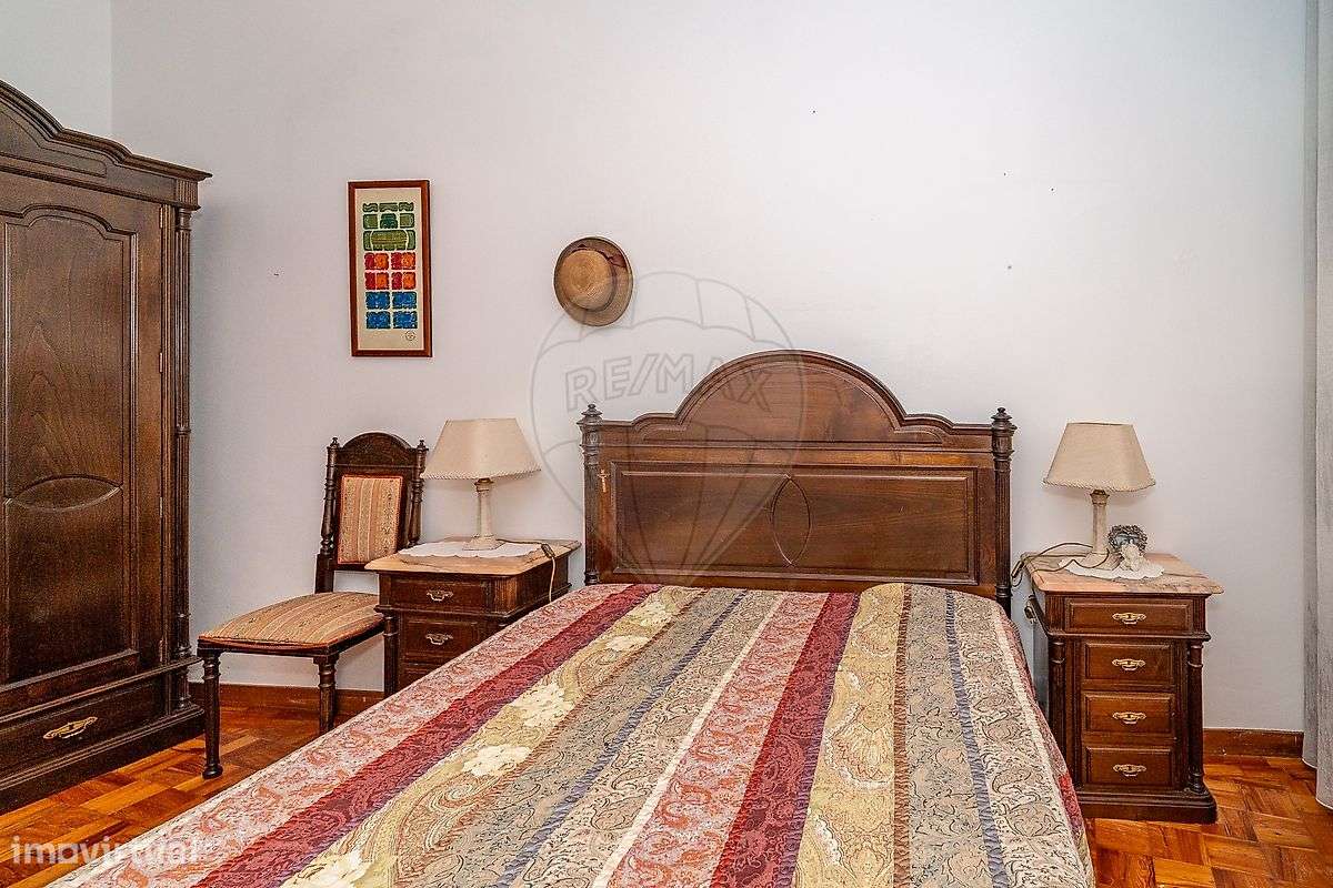 Moradia T4 para venda-17