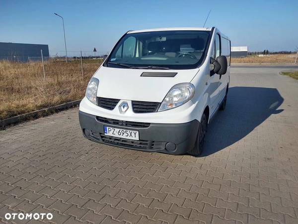 Renault Trafic - 2