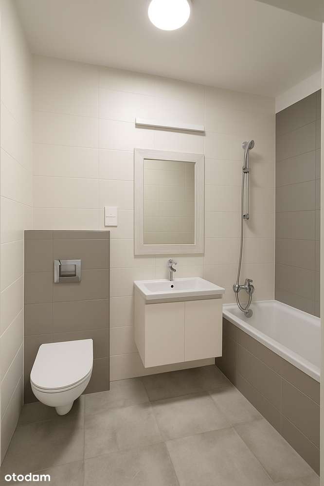 Przytulna kawalerka z balkonem i windą (centrum, nowe budownictwo) - Pełny obrazek: 4/4