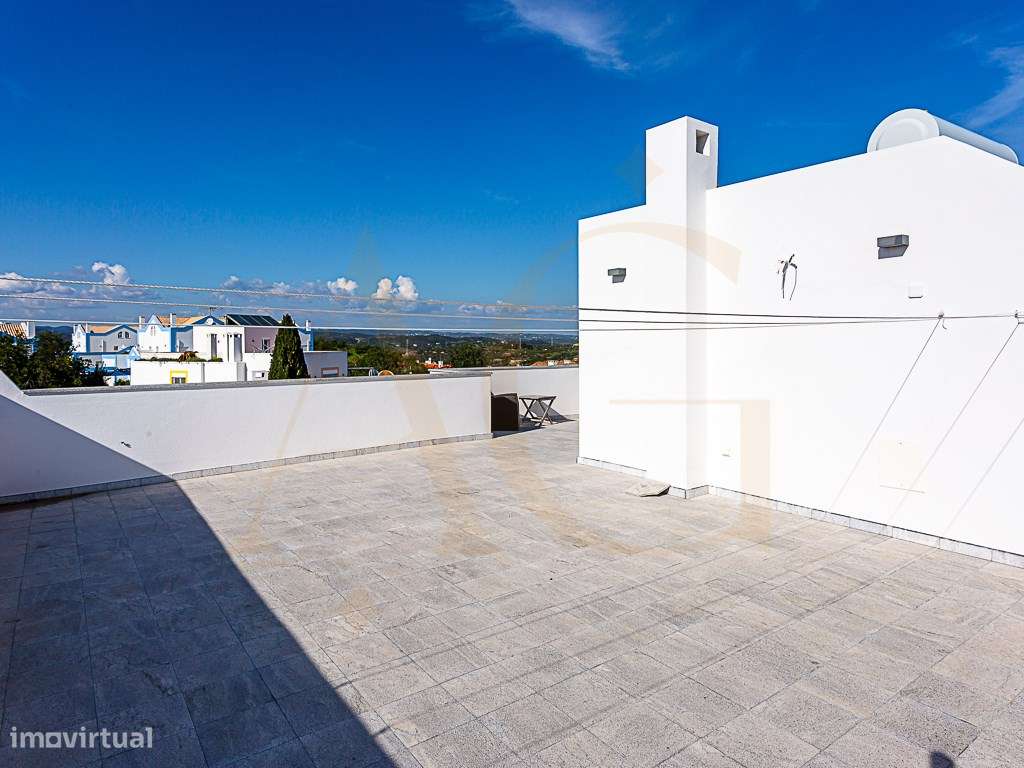 Moradia Exclusiva T4 com Vista Mar e Cidade em Tavira-57