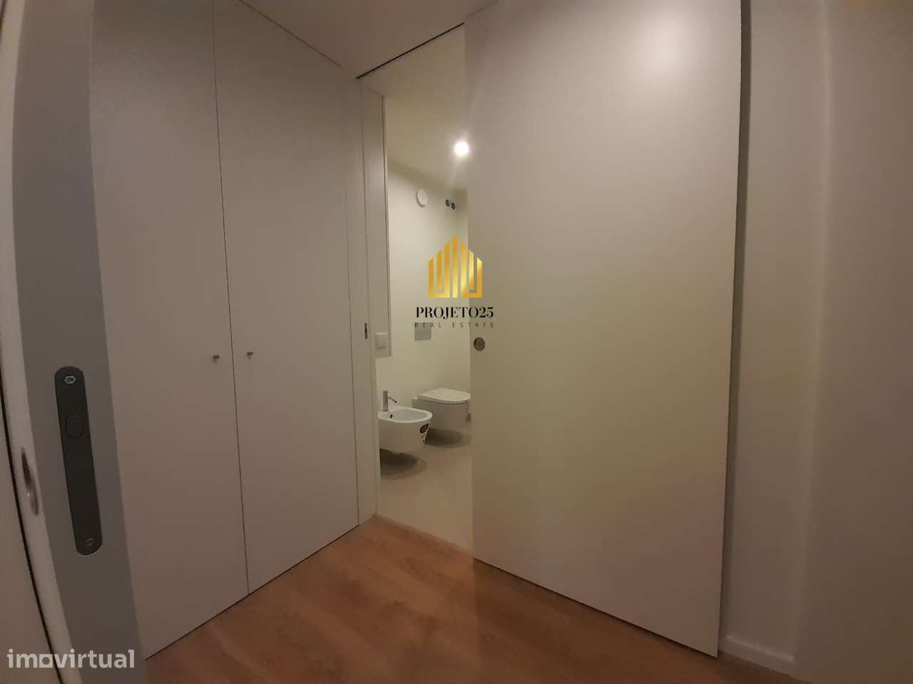 Apartamento T1 Novo em Condomínio Fechado Junto ao Parque do Covelo.-27