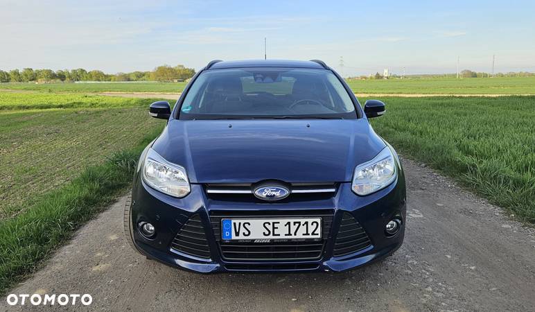 Ford Focus Turnier 1.0 EcoBoost Start-Stopp-System TITANIUM - 12