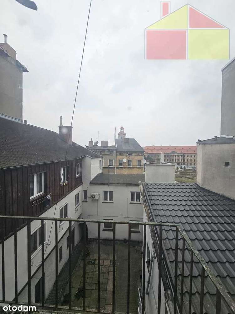 Mieszkanie w centrum Żar z dwoma balkonami-6