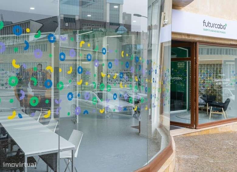 Loja Comercial com Potencial Único – Ferreira Lapa / Bom Sucesso, Port-5