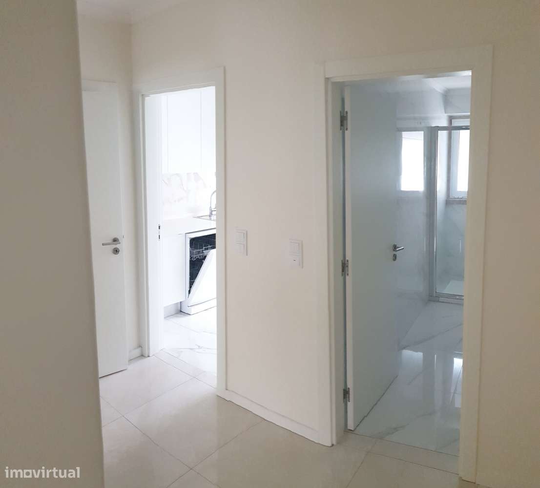 T1 novo a não perder. Coz bem equipada - Grande imagem: 3/18