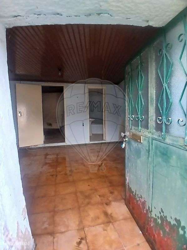 Moradia T2 para venda-11