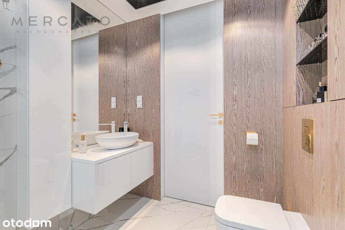 Luksusowa rezydencja, Chrzęsne gm. Tłuszcz.-12