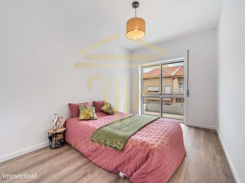 T2 Renovado com Vista Mar - Caxinas | 2ª Linha de Mar-5